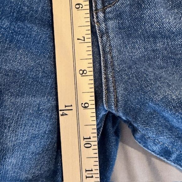 Kut from the Kloth Stevie Straight Leg Medium Whisker Wash Size 8 - Picture 12 of 15